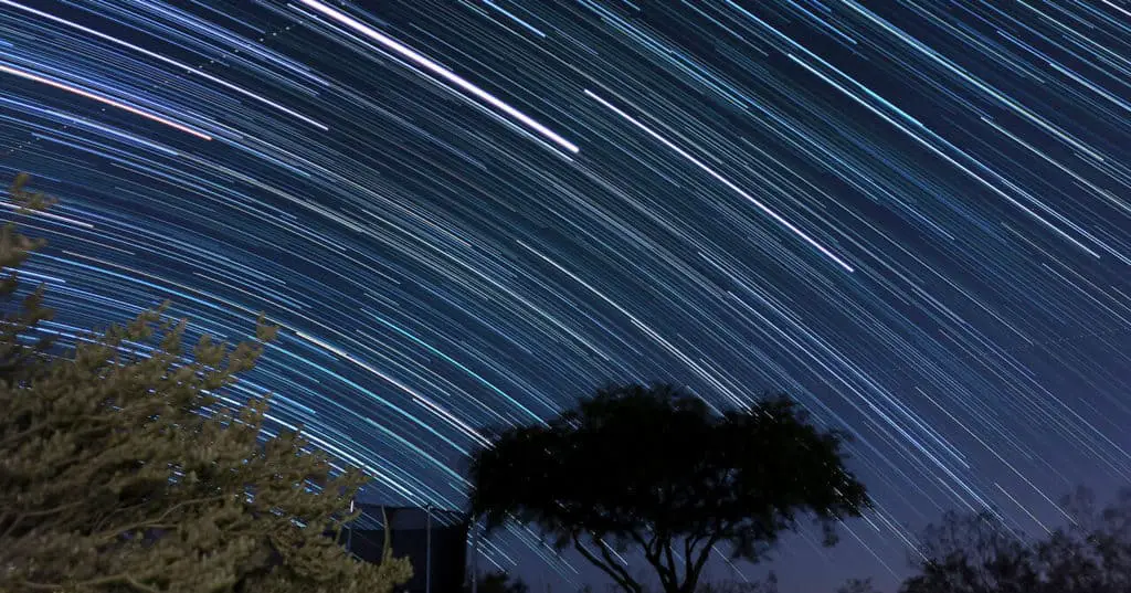 How to Capture Motion Blur in Photography! Star trails night sky.